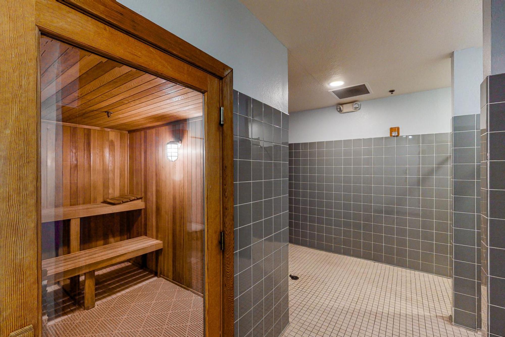 Bahama Bay 21013 Apartment *
